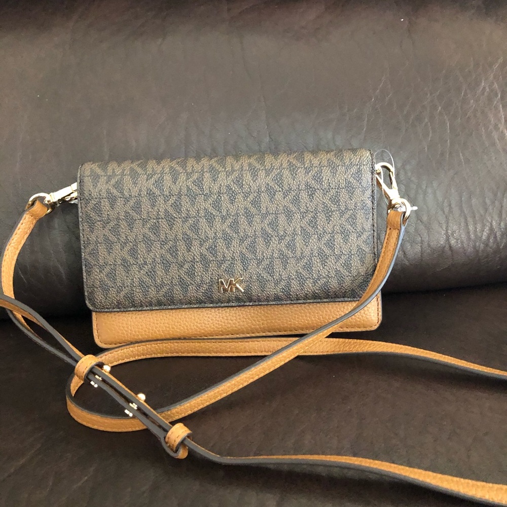 Michael Kors Logo